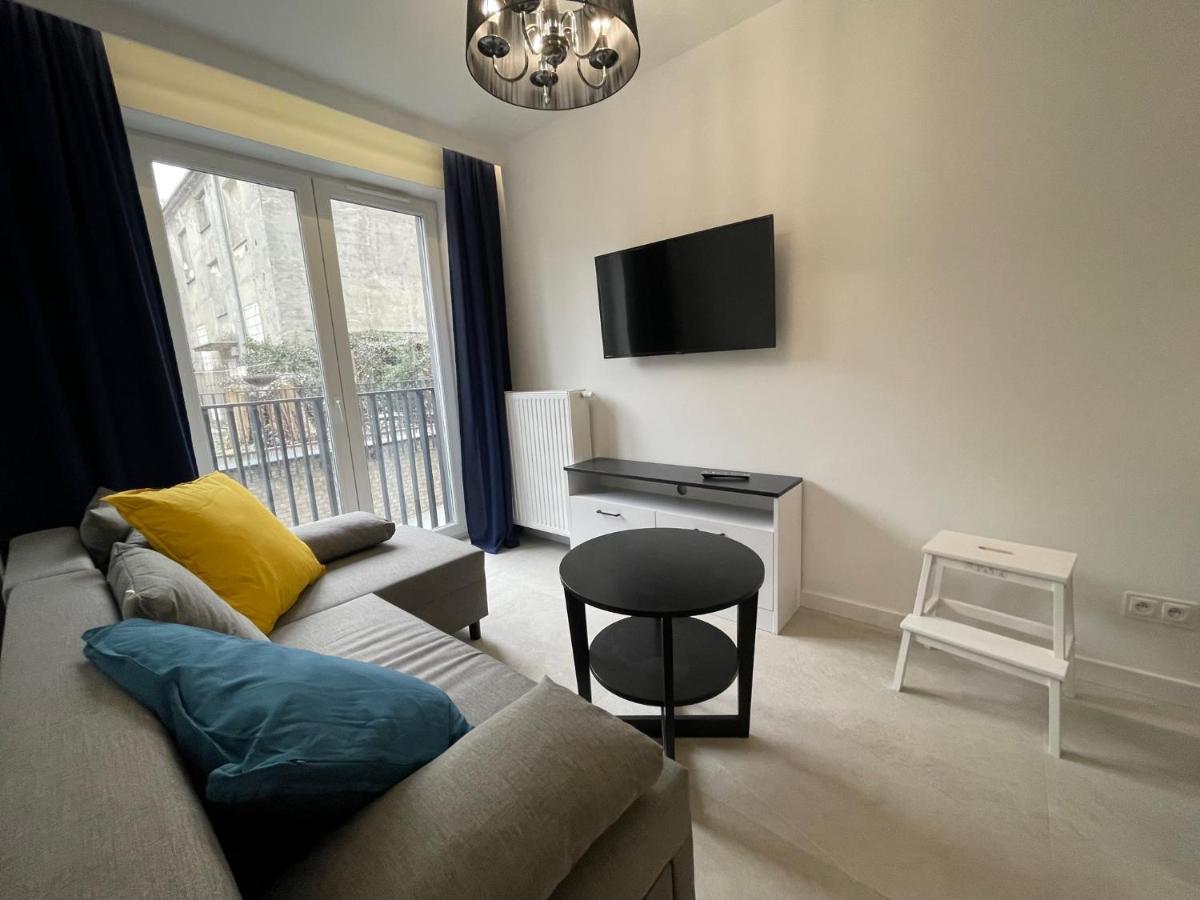 Apartament Smart Kamienica Grochow With Free Parking วอร์ซอ ภายนอก รูปภาพ