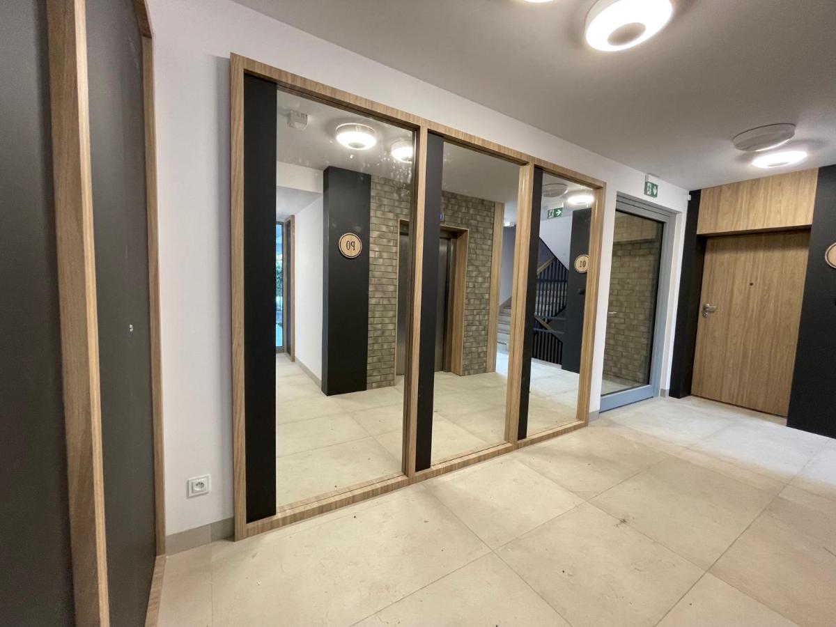 Apartament Smart Kamienica Grochow With Free Parking วอร์ซอ ภายนอก รูปภาพ